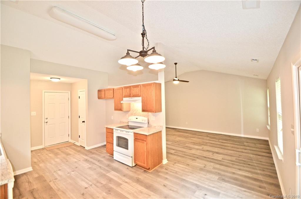 6918 Rumple Road Charlotte, NC 28262 - Photo 6 of 25 Gallery Image 6