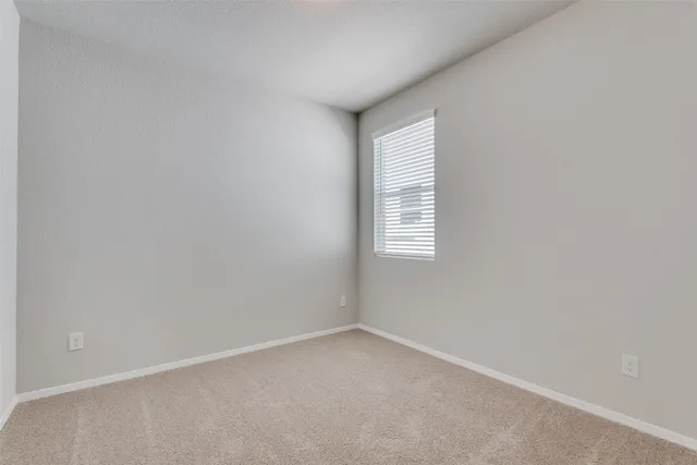 $1,750 | 187 Tillage Road, Elgin, TX 78621