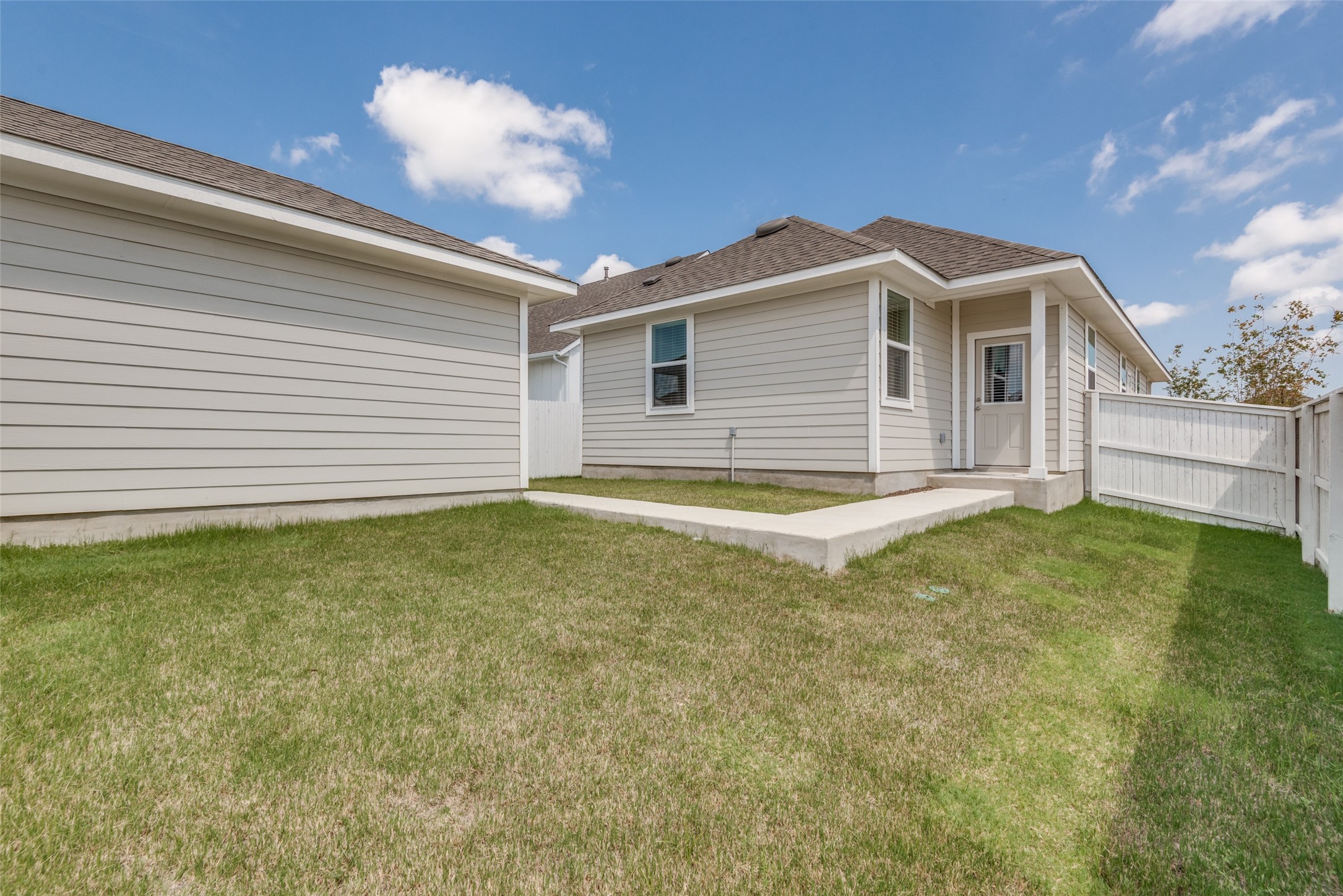 187 Tillage Road Elgin, TX 78621 - Photo 22 of 25