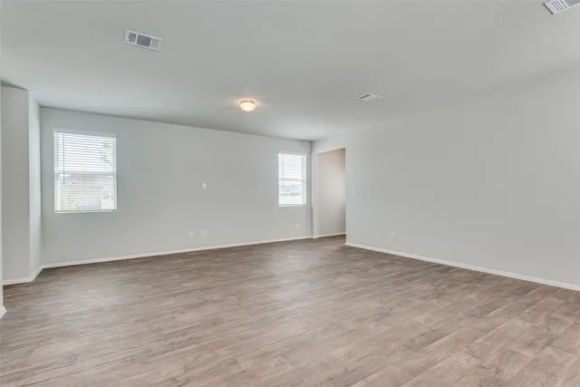 $1,750 | 187 Tillage Road, Elgin, TX 78621