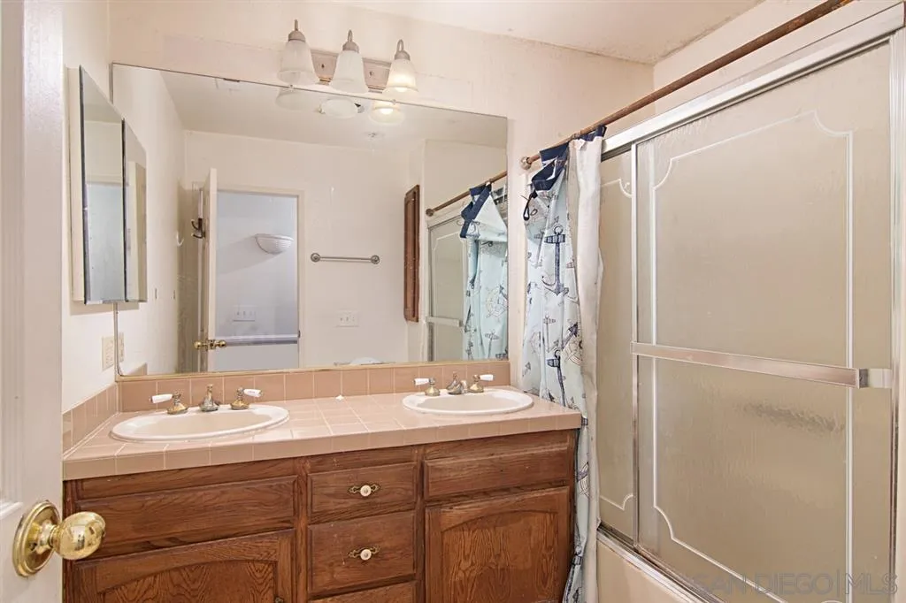 1851 Quicker Road El Cajon, CA 92021 - Photo 16 of 25 Gallery Image 16