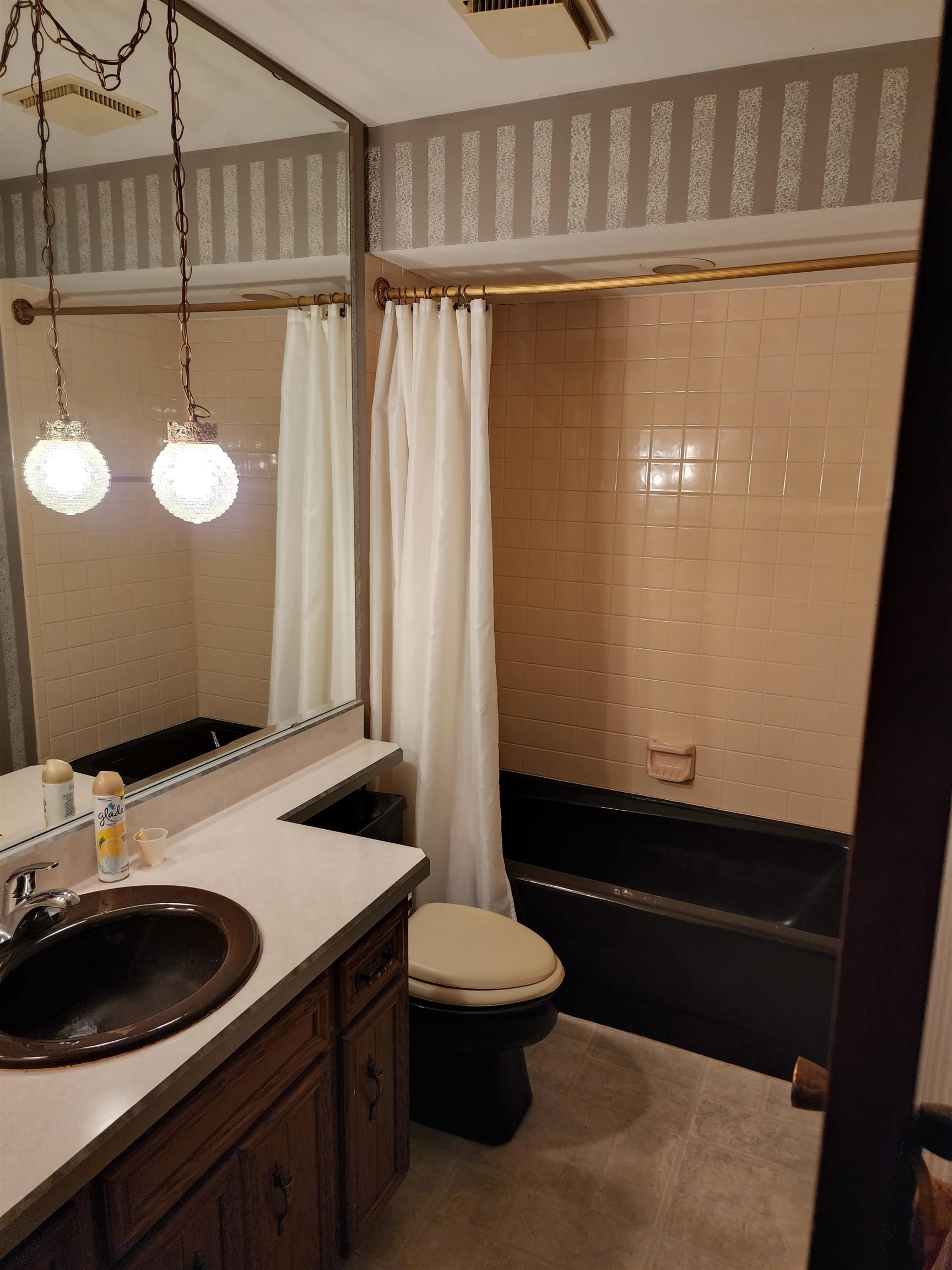 9756 Belvidere Road Roscoe, IL 61073 - Photo 11 of 54 Gallery Image 11