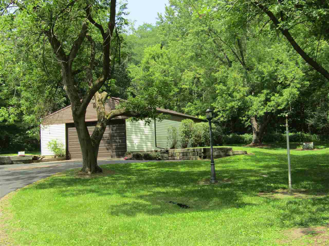 9756 Belvidere Road Roscoe, IL 61073 - Photo 15 of 54 Gallery Image 15