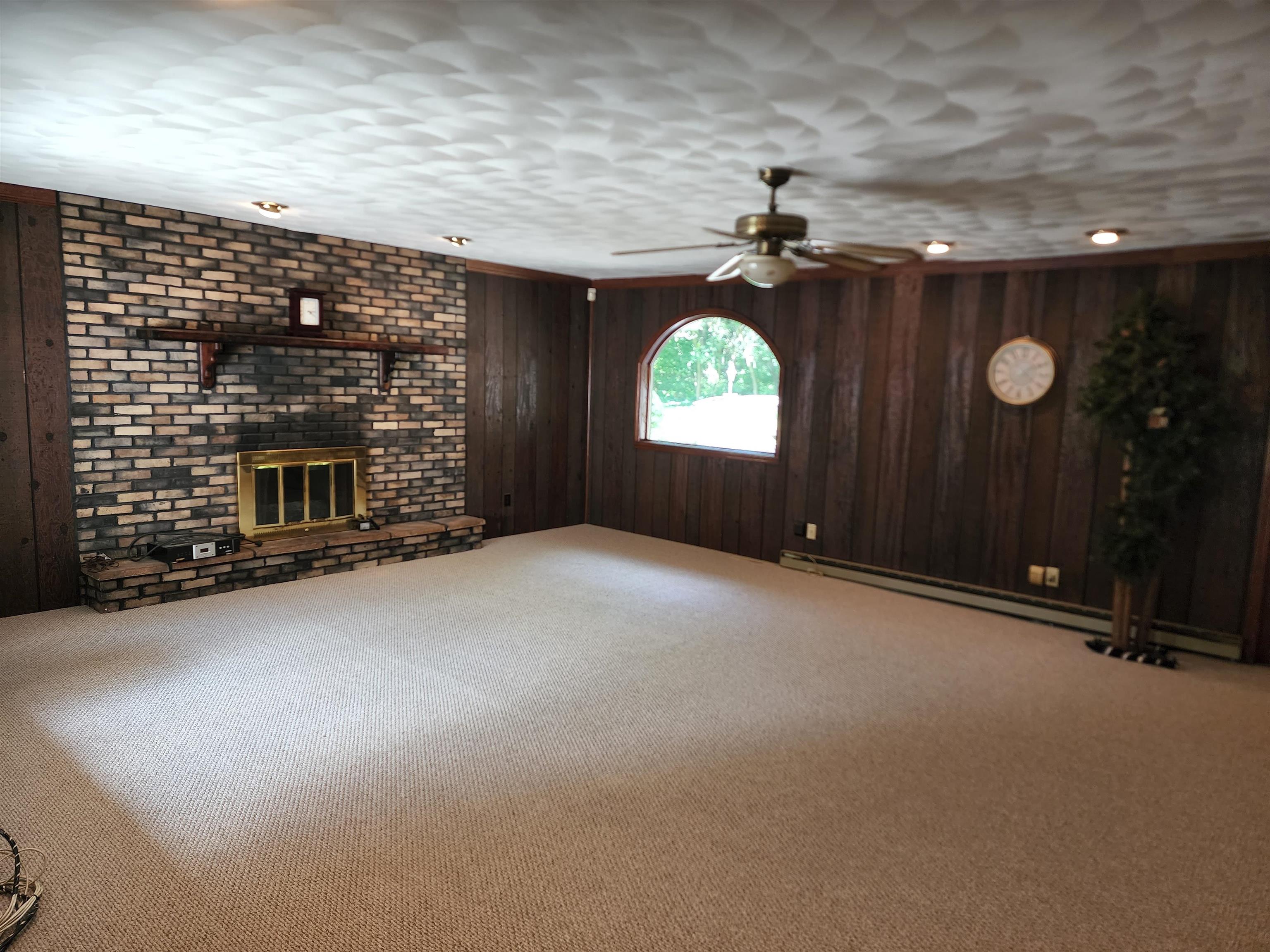 9756 Belvidere Road Roscoe, IL 61073 - Photo 34 of 54 Gallery Image 34