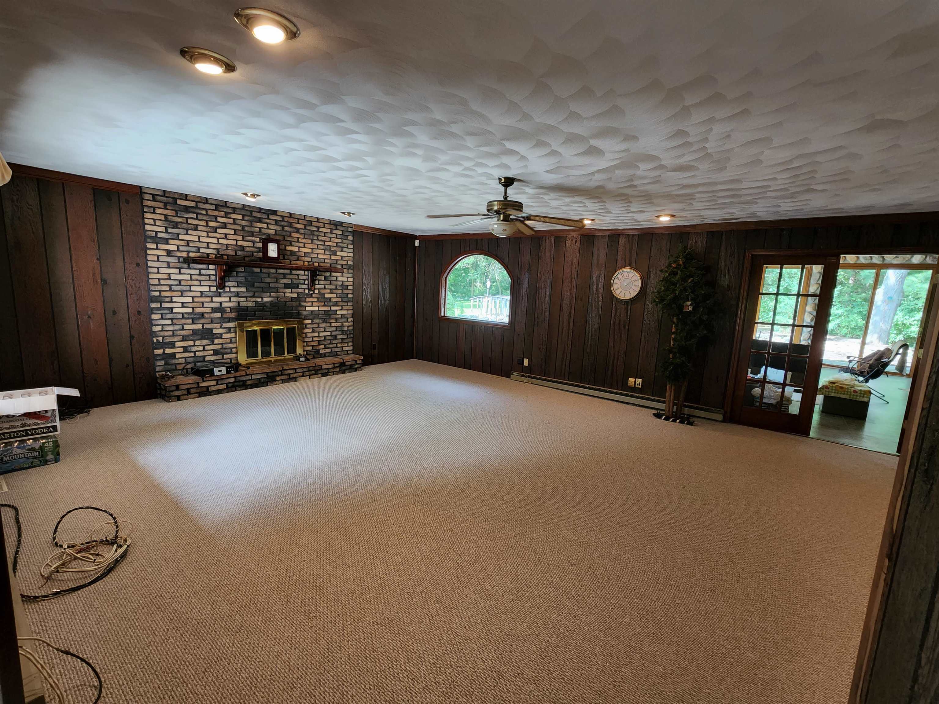 9756 Belvidere Road Roscoe, IL 61073 - Photo 5 of 54 Gallery Image 5