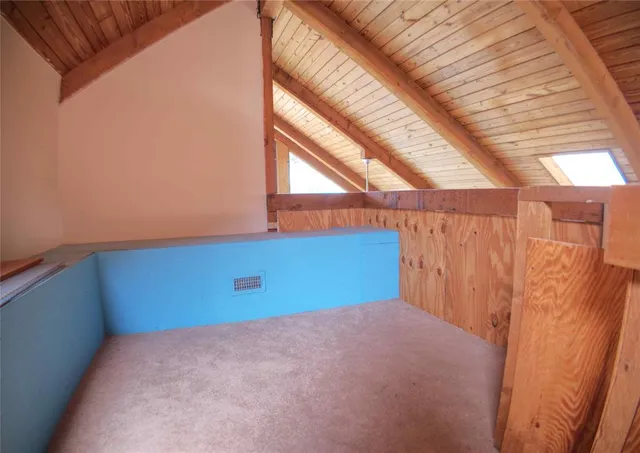 a close up view of washer and dryer