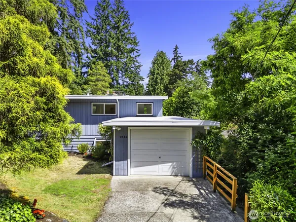 $895,000 | 1542 Northeast 96th Street, Seattle, WA 98115
