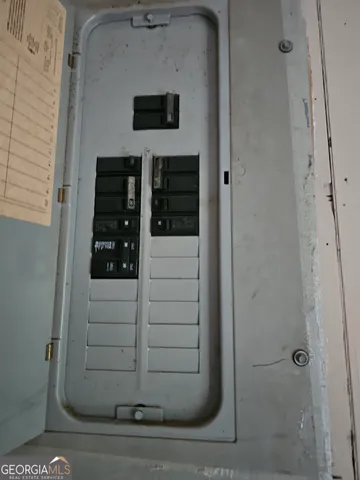 a view of walk in closet