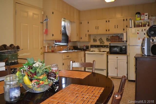 504 West Elliott Street Chester, SC 29706 - Photo 4 of 11 Gallery Image 4