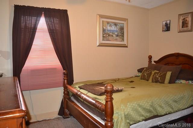 504 West Elliott Street Chester, SC 29706 - Photo 5 of 11 Gallery Image 5