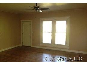 979 Ecusta Road Brevard, NC 28712 - Photo 2 of 8 Gallery Image 2