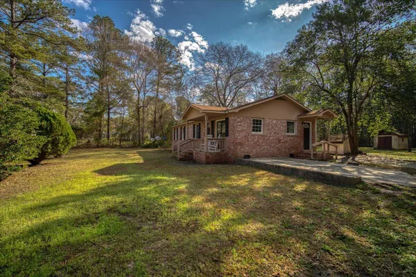 $245,000 | 201 Gardeners Walk, Cross, SC 29436