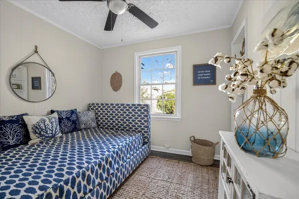 $245,000 | 201 Gardeners Walk, Cross, SC 29436