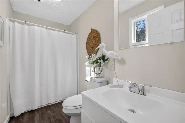 $245,000 | 201 Gardeners Walk, Cross, SC 29436