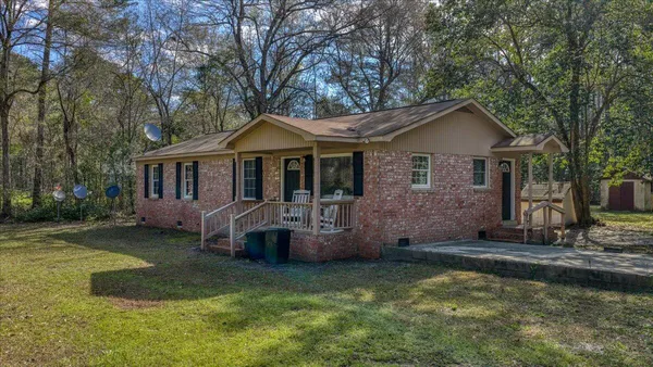 $245,000 | 201 Gardeners Walk, Cross, SC 29436