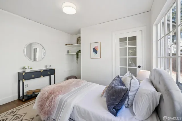 $1,898,000 | 1115 Capuchino Avenue, Burlingame, CA 94010