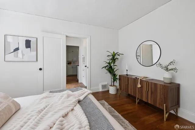 $1,898,000 | 1115 Capuchino Avenue, Burlingame, CA 94010