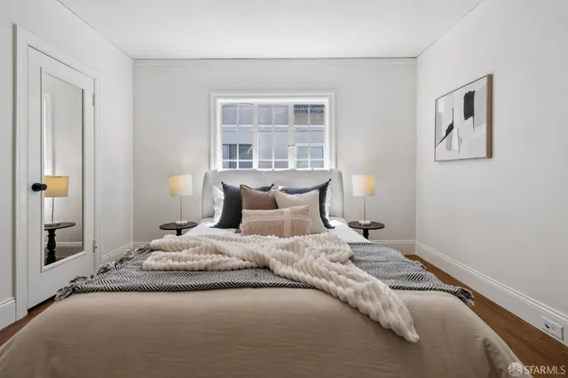 $1,898,000 | 1115 Capuchino Avenue, Burlingame, CA 94010