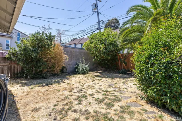 $1,898,000 | 1115 Capuchino Avenue, Burlingame, CA 94010