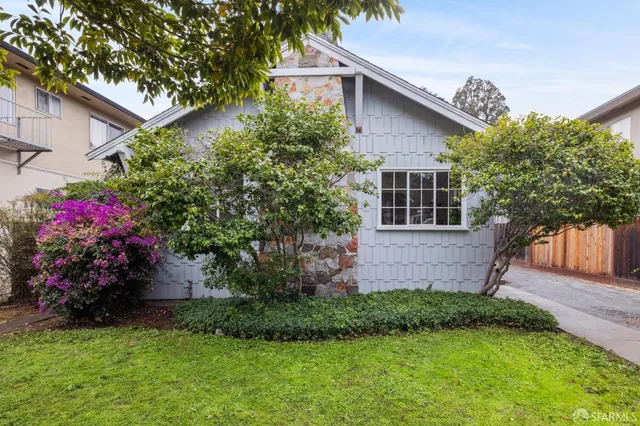 $1,898,000 | 1115 Capuchino Avenue, Burlingame, CA 94010