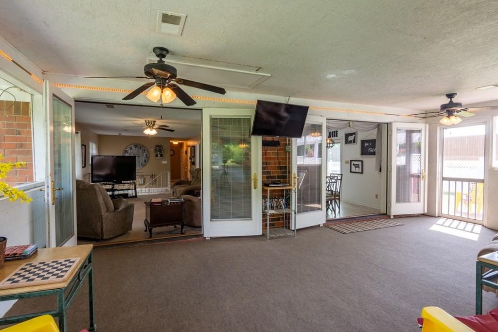 467 Walnut Street Spring City, TN 37381 - Photo 21 of 40 28