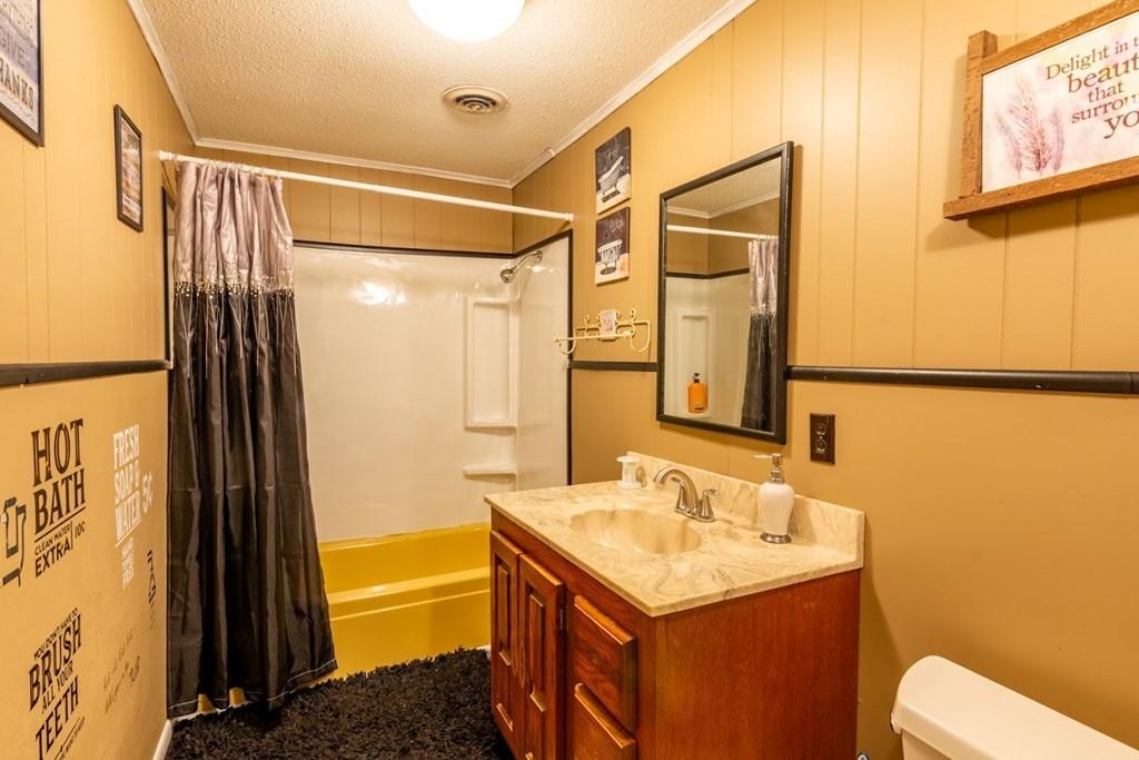 467 Walnut Street Spring City, TN 37381 - Photo 33 of 40 49