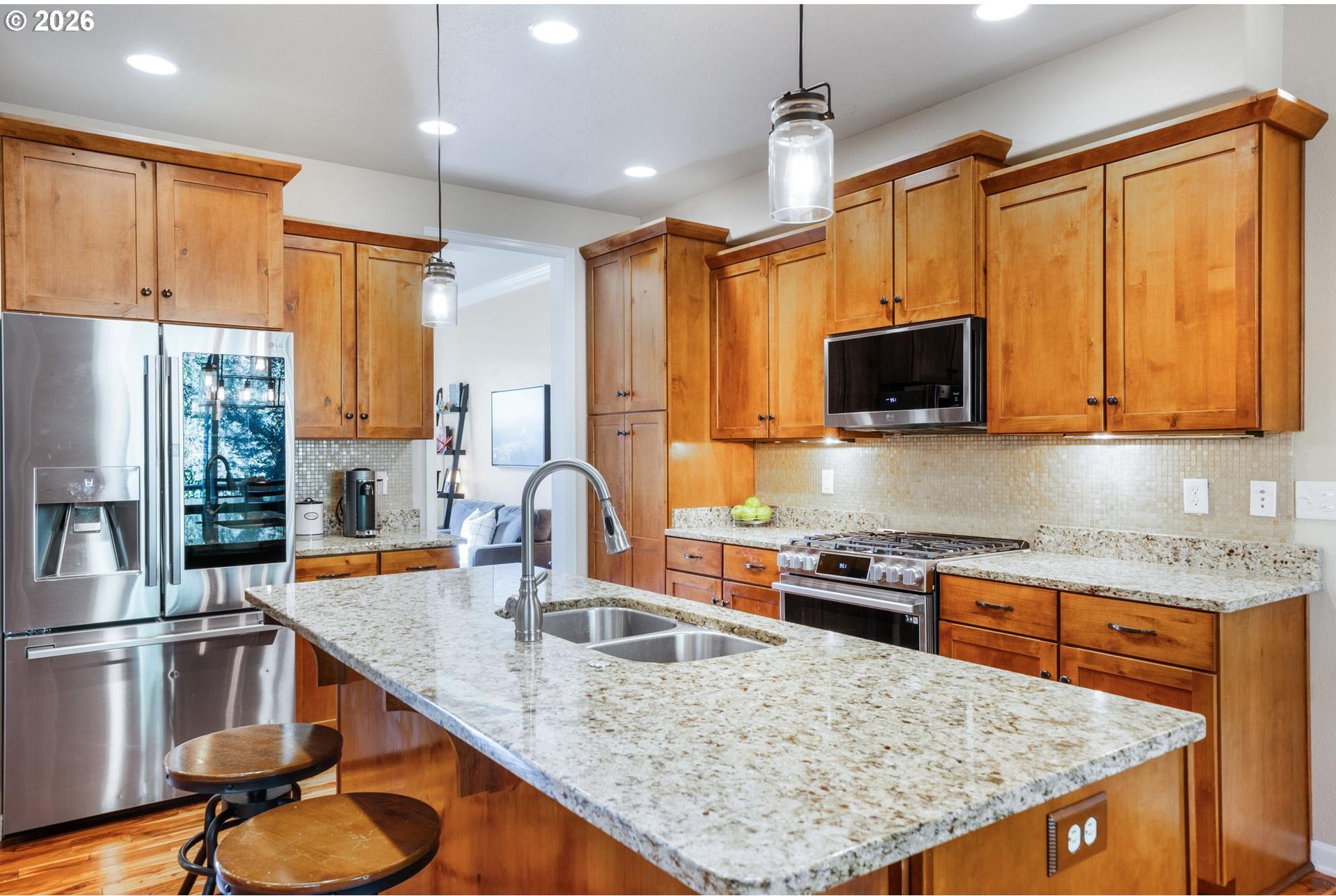 6084 Fernhill Loop Springfield, OR 97478 - Photo 11 of 46 Gallery Image 11