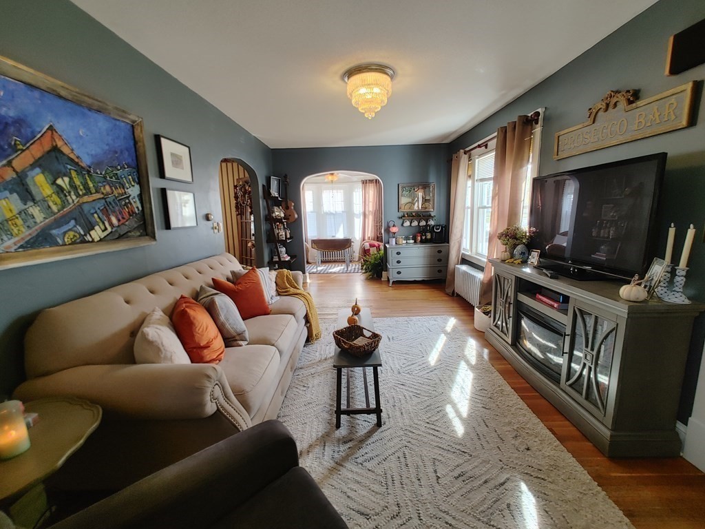 217 Osborne Terrace Springfield, MA 01104 - Photo 13 of 26 Gallery Image 13