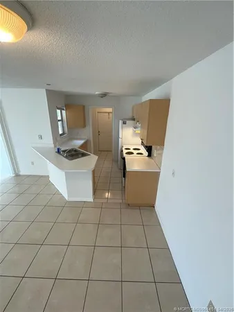 $1,450 | 402 South 14th Street, Unit A, Fort Pierce, FL 34950