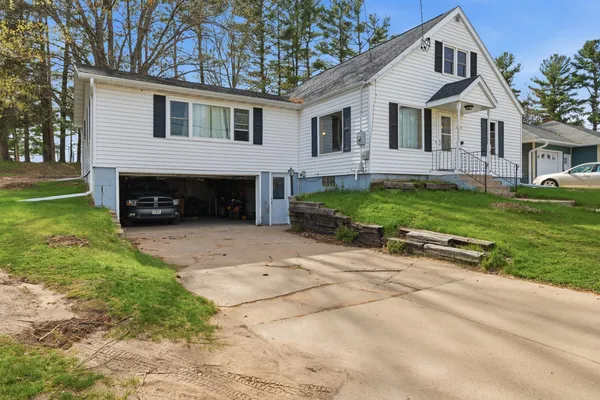 $199,000 | 1003 North Main Street, Marion, WI 54950