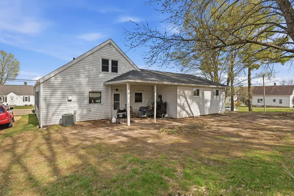 $199,000 | 1003 North Main Street, Marion, WI 54950