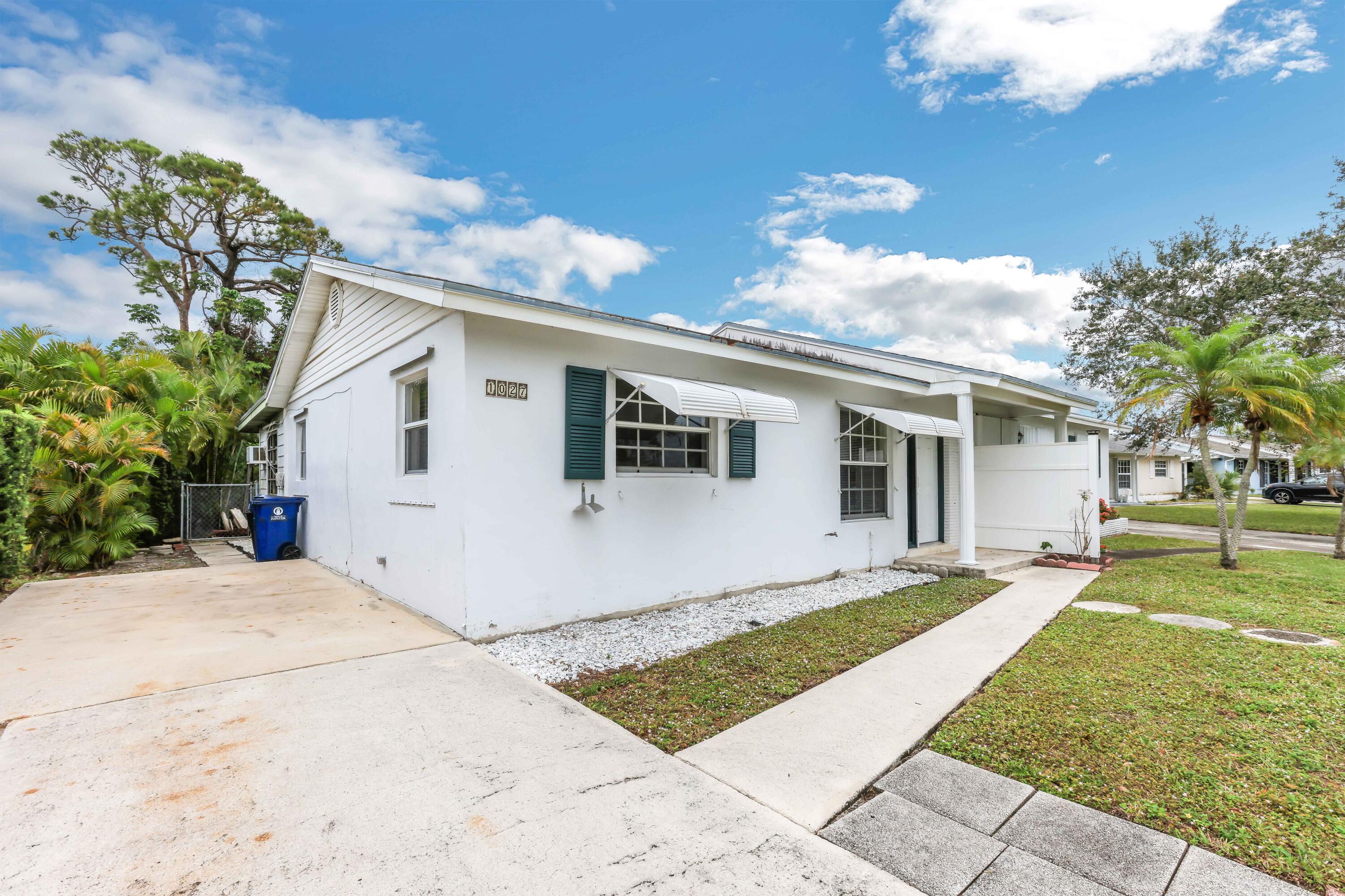1027 Anglers Way Jupiter, FL 33458 - Photo 29 of 44 1G0A2721
