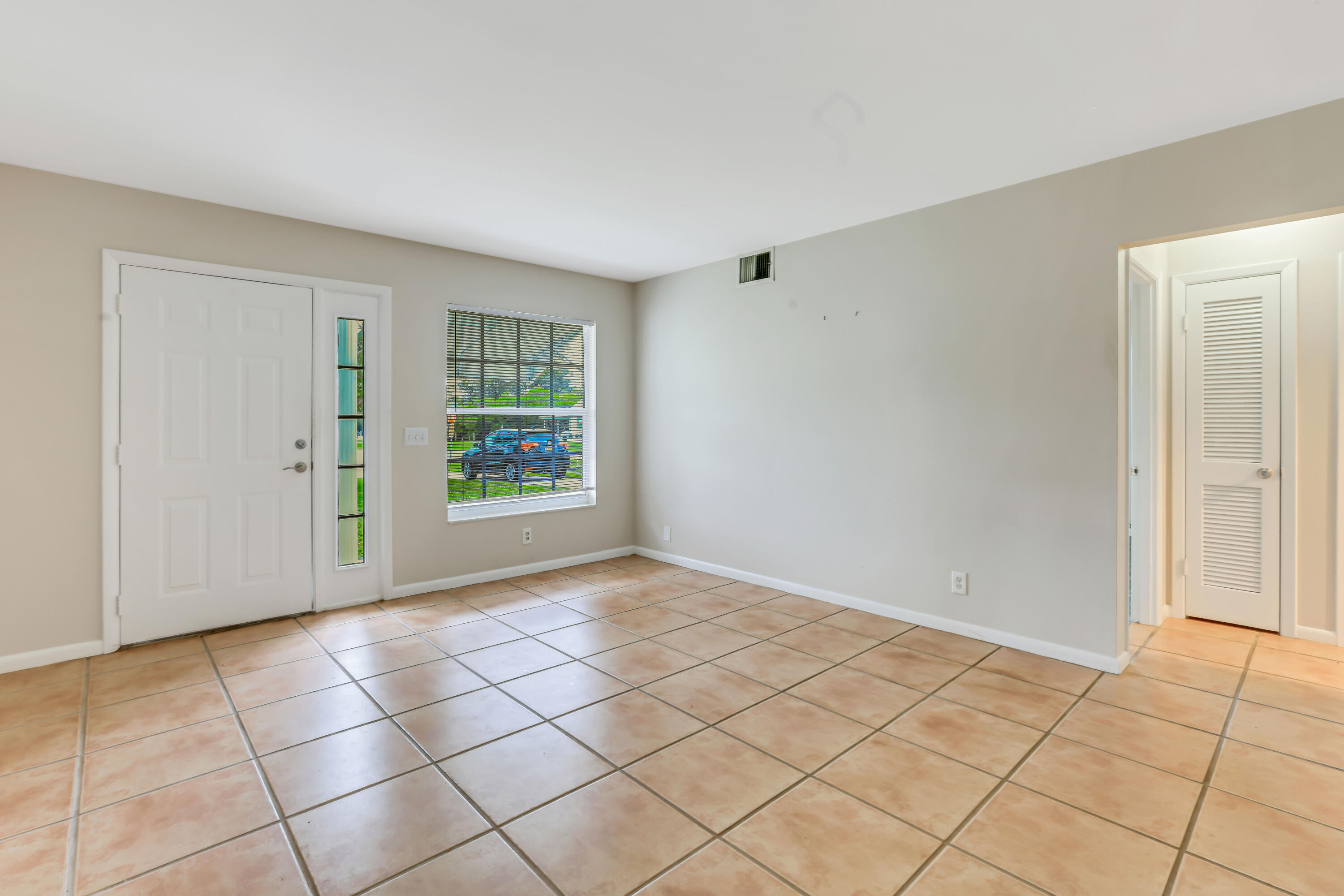 1027 Anglers Way Jupiter, FL 33458 - Photo 5 of 44 1G0A2589