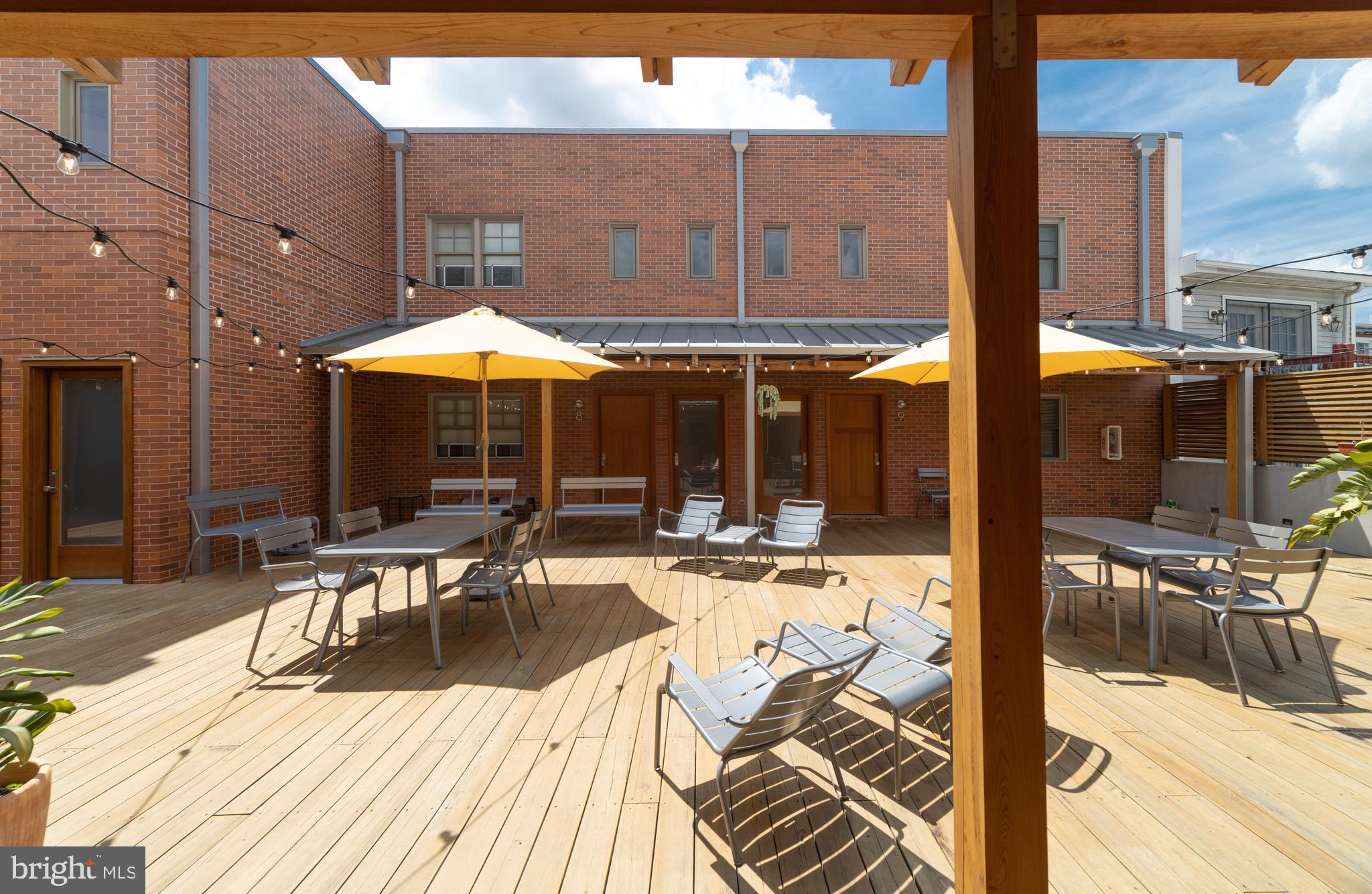3400 Roland Avenue, Unit 5 Baltimore, MD 21211 - Photo 26 of 29 courtyard