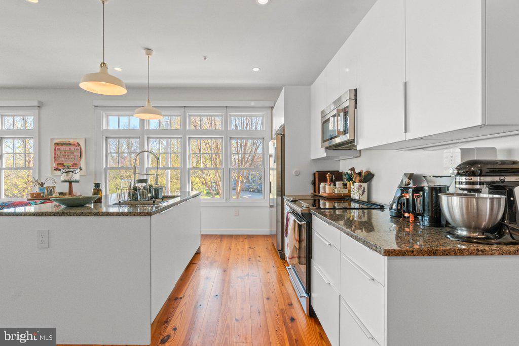 3400 Roland Avenue, Unit 5 Baltimore, MD 21211 - Photo 7 of 29 kitchen