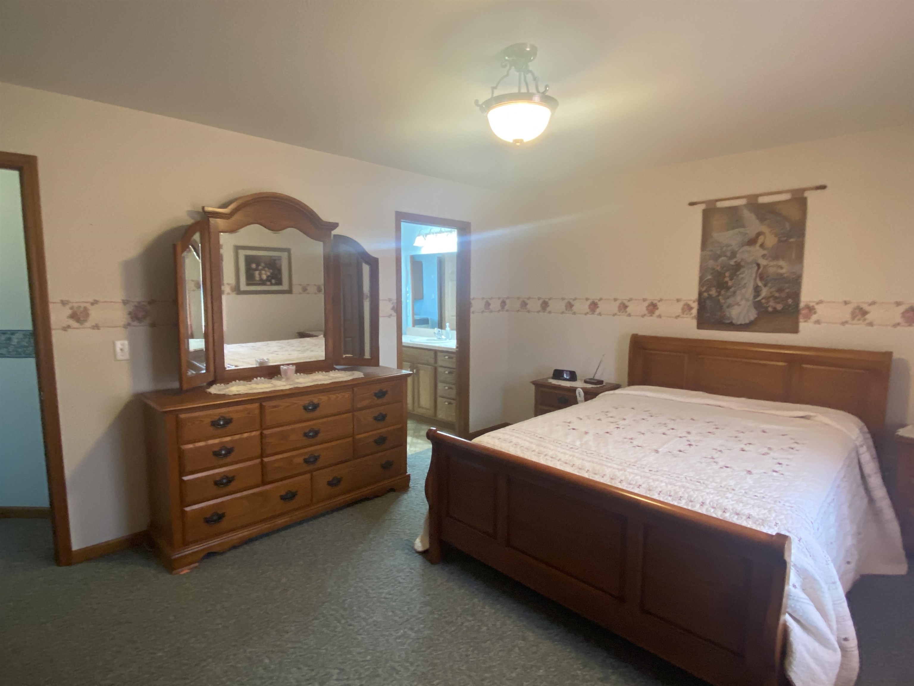 12257 Beecher Road Flushing, MI 48433 - Photo 21 of 55 50084991-20.JPG