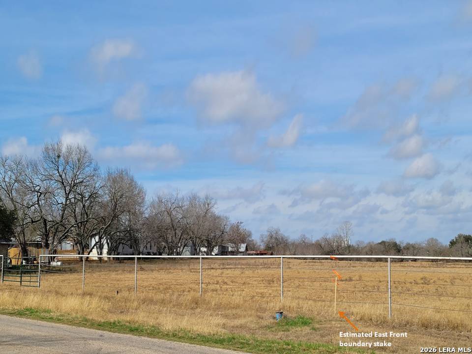 15785 Kilowatt Road Elmendorf, TX 78112 - Photo 4 of 23 a view of an ocean