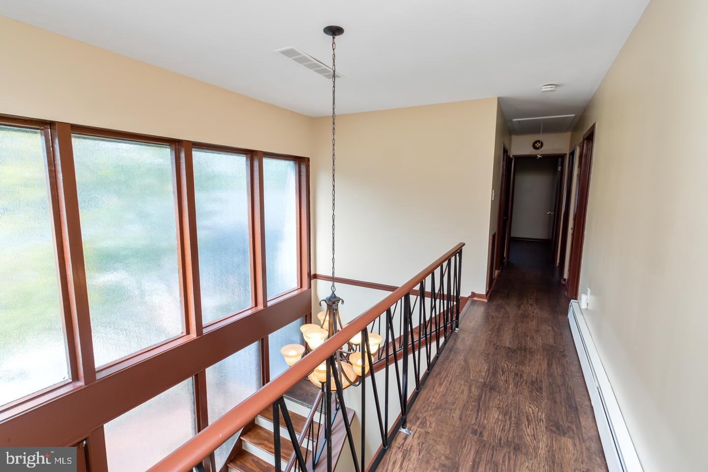 15 Sherri Way Clementon, NJ 08021 - Photo 11 of 85 Upstairs Hallway