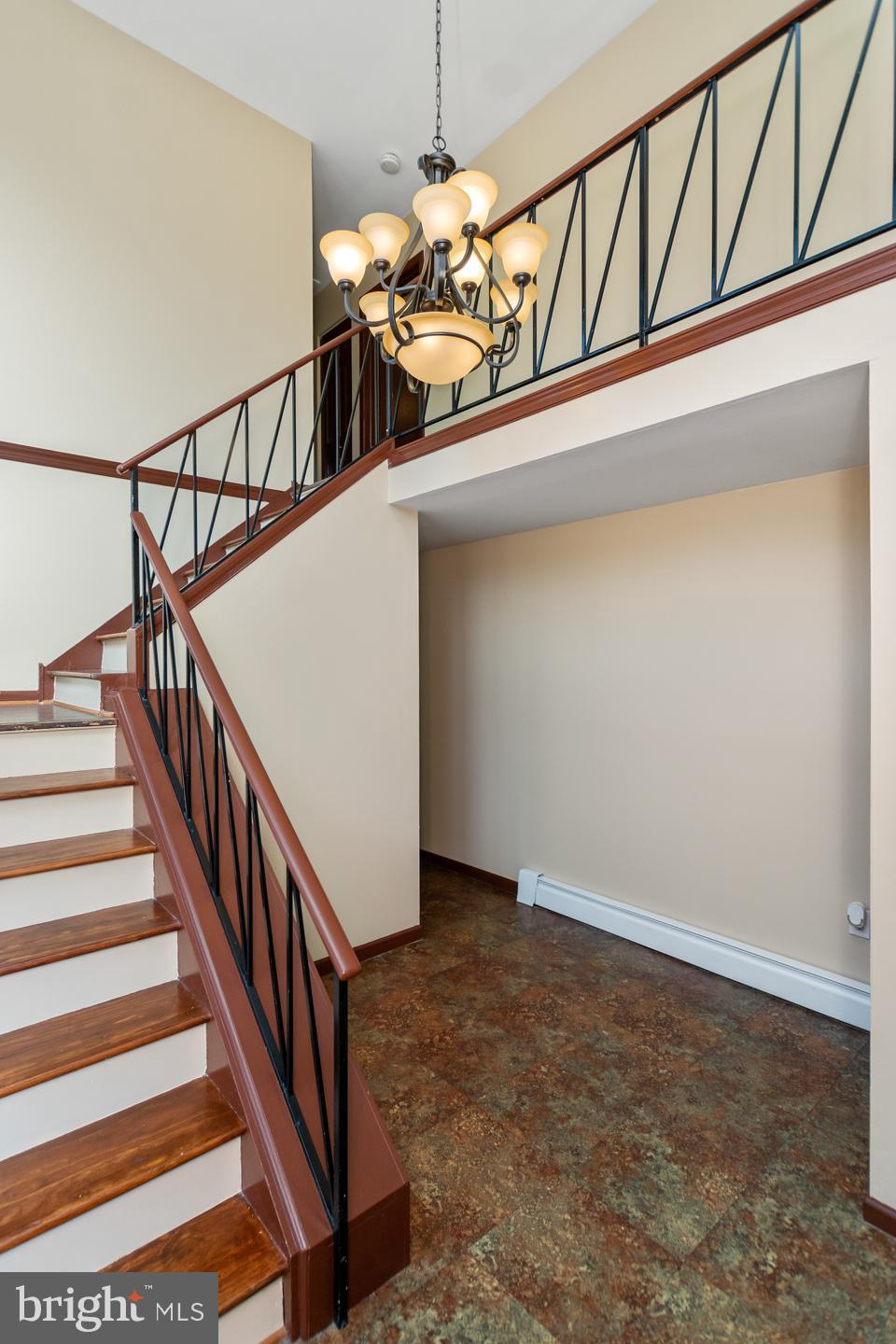 15 Sherri Way Clementon, NJ 08021 - Photo 3 of 85 Entryway