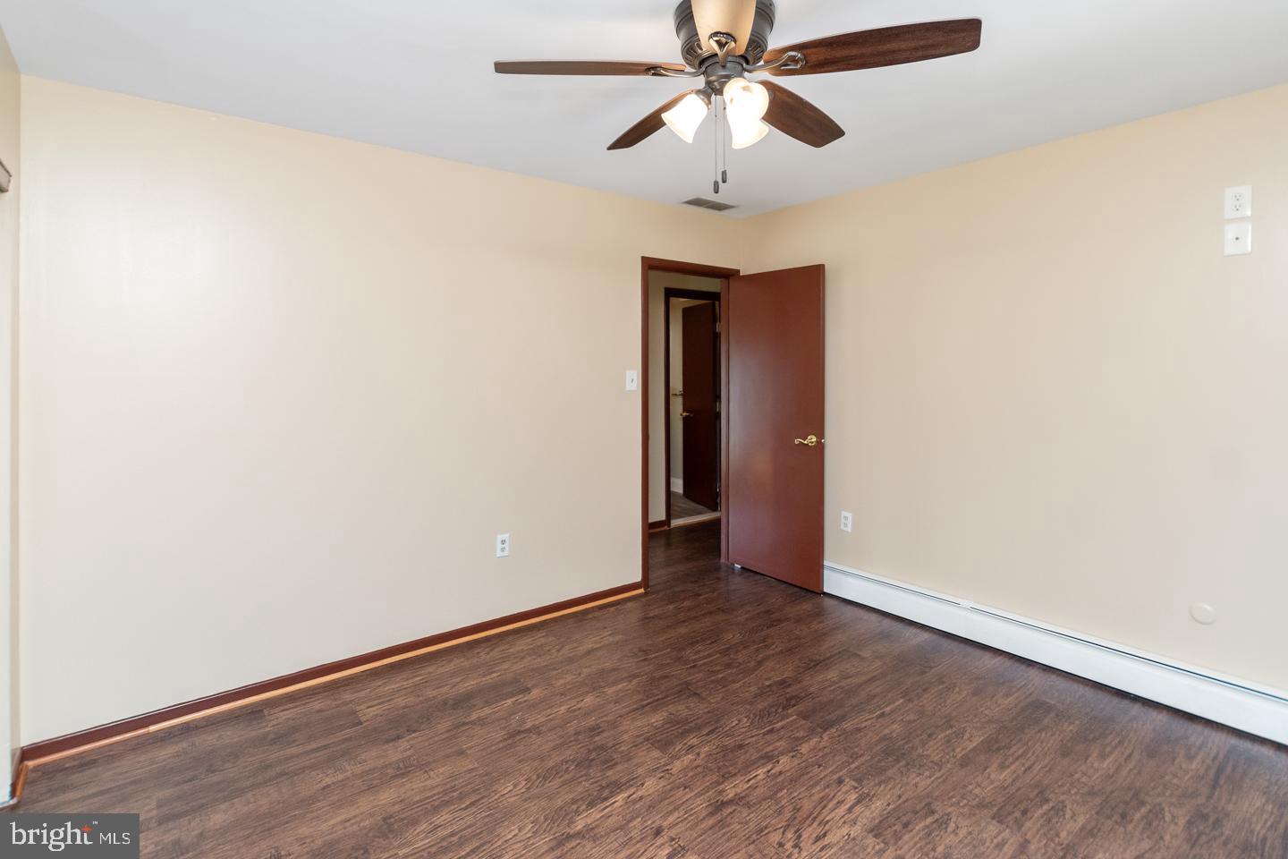 15 Sherri Way Clementon, NJ 08021 - Photo 39 of 85 Second Bedroom Upstairs