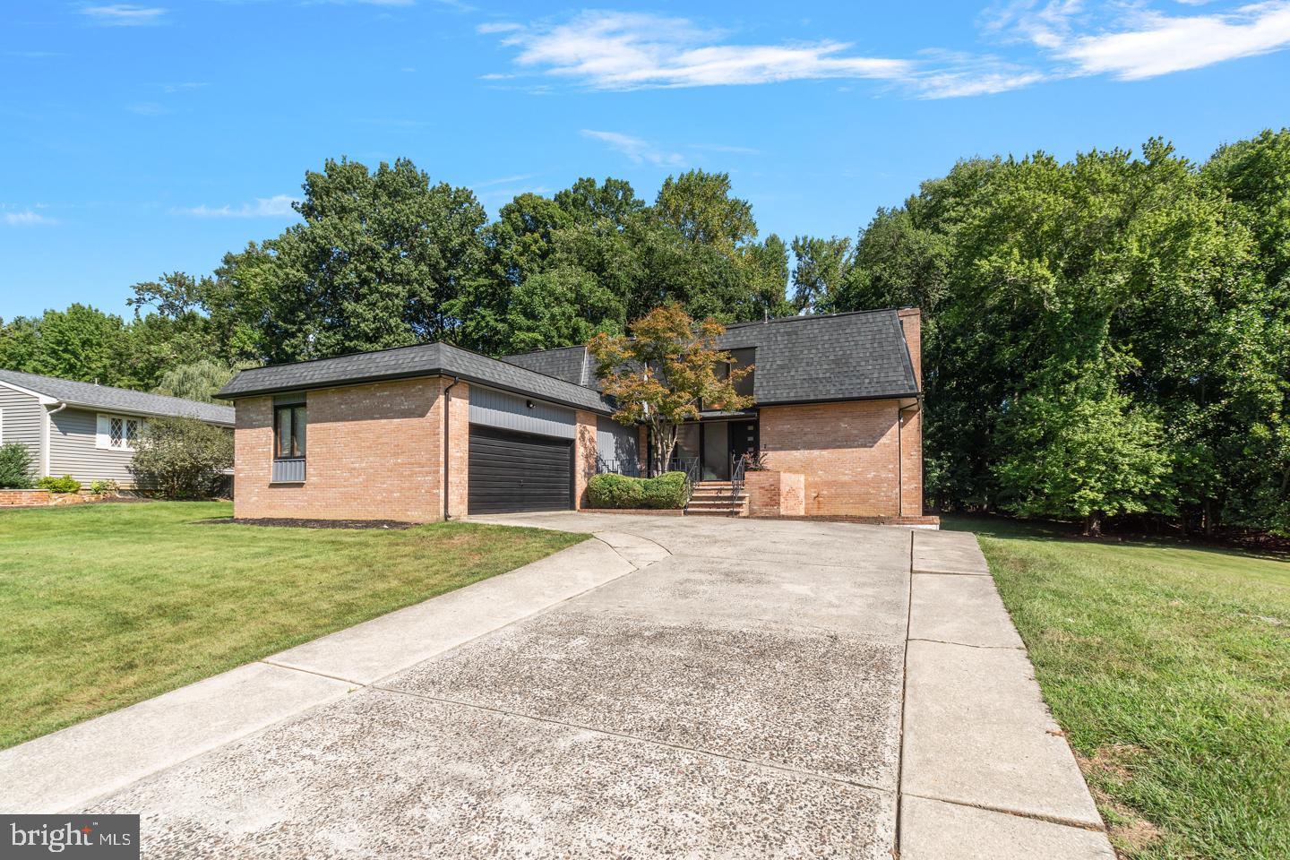15 Sherri Way Clementon, NJ 08021 - Photo 81 of 85 Driveway