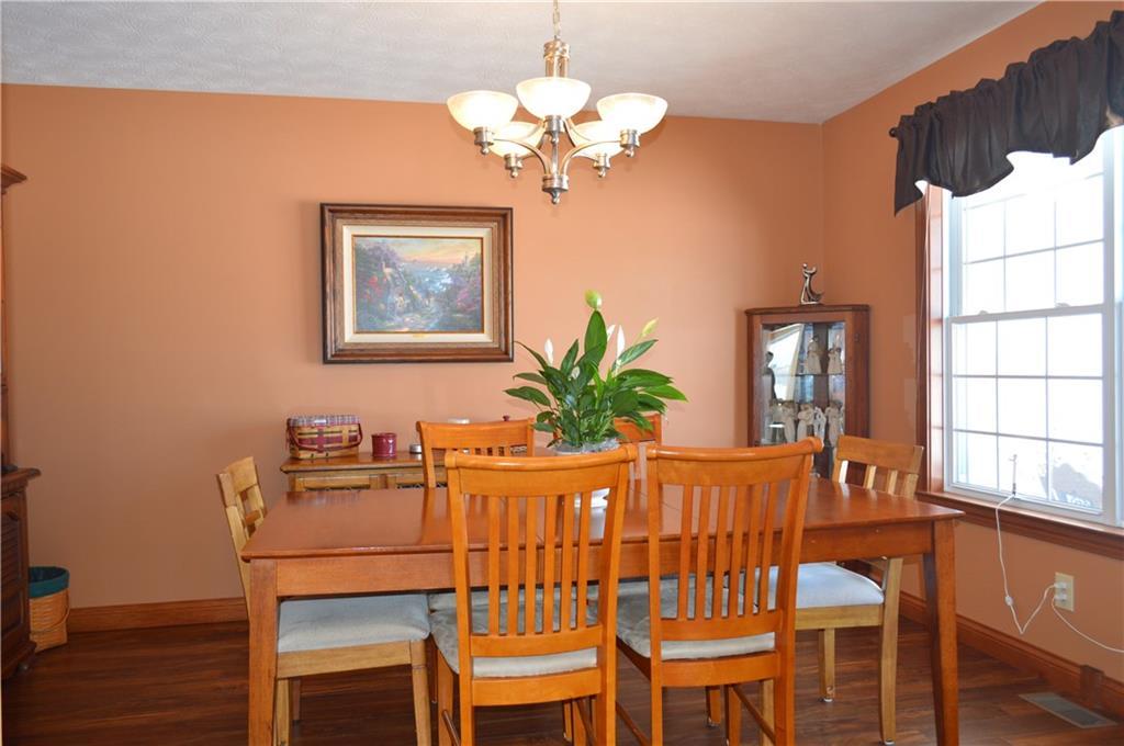 2979 Windy Ridge Drive Springfield, OH 45502 - Photo 5 of 34