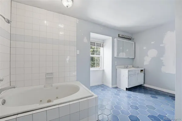 $425,000 | 358 South Troy Street, Aurora, CO 80012