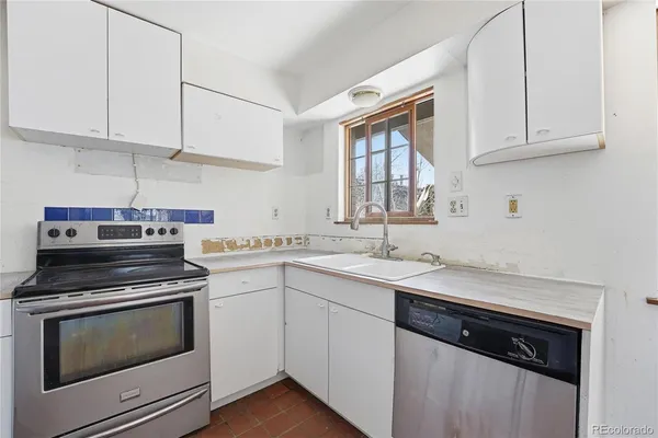 $425,000 | 358 South Troy Street, Aurora, CO 80012