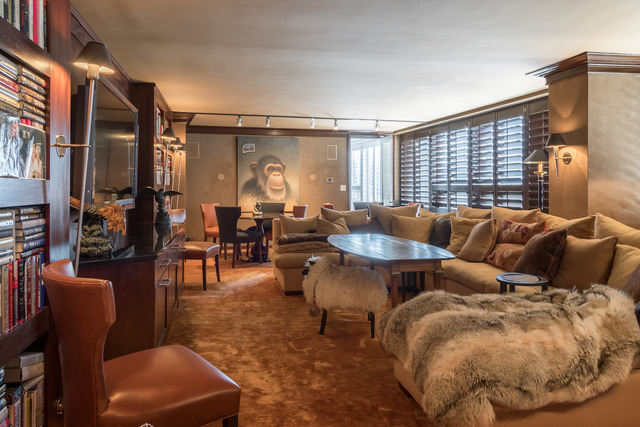 1630 Sheridan Road, Unit 4EF Wilmette, IL 60091 - Photo 22 of 25 a living room with furniture and a large window