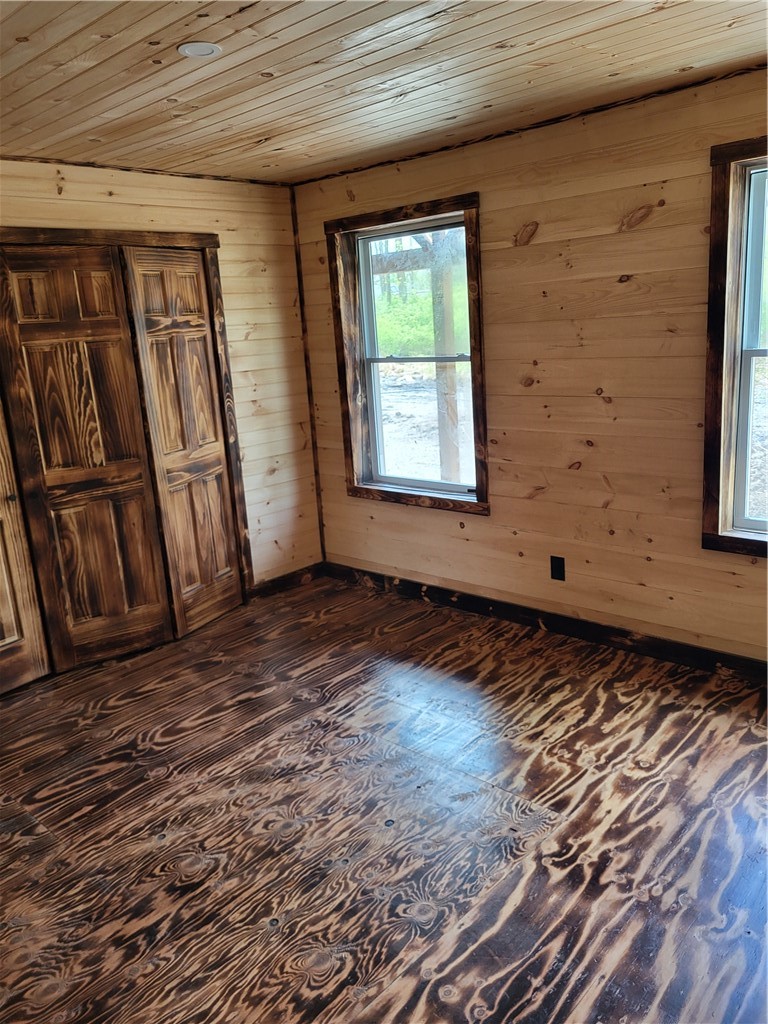 2855 Stout Road Manhattan, NY 10018 - Photo 13 of 17 bedroom