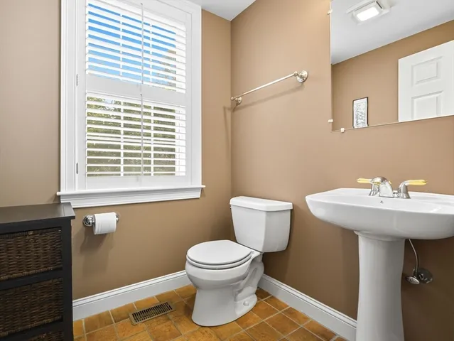 $1,459,000 | 35 Andrea Circle, Unit 35, Needham, MA 02494