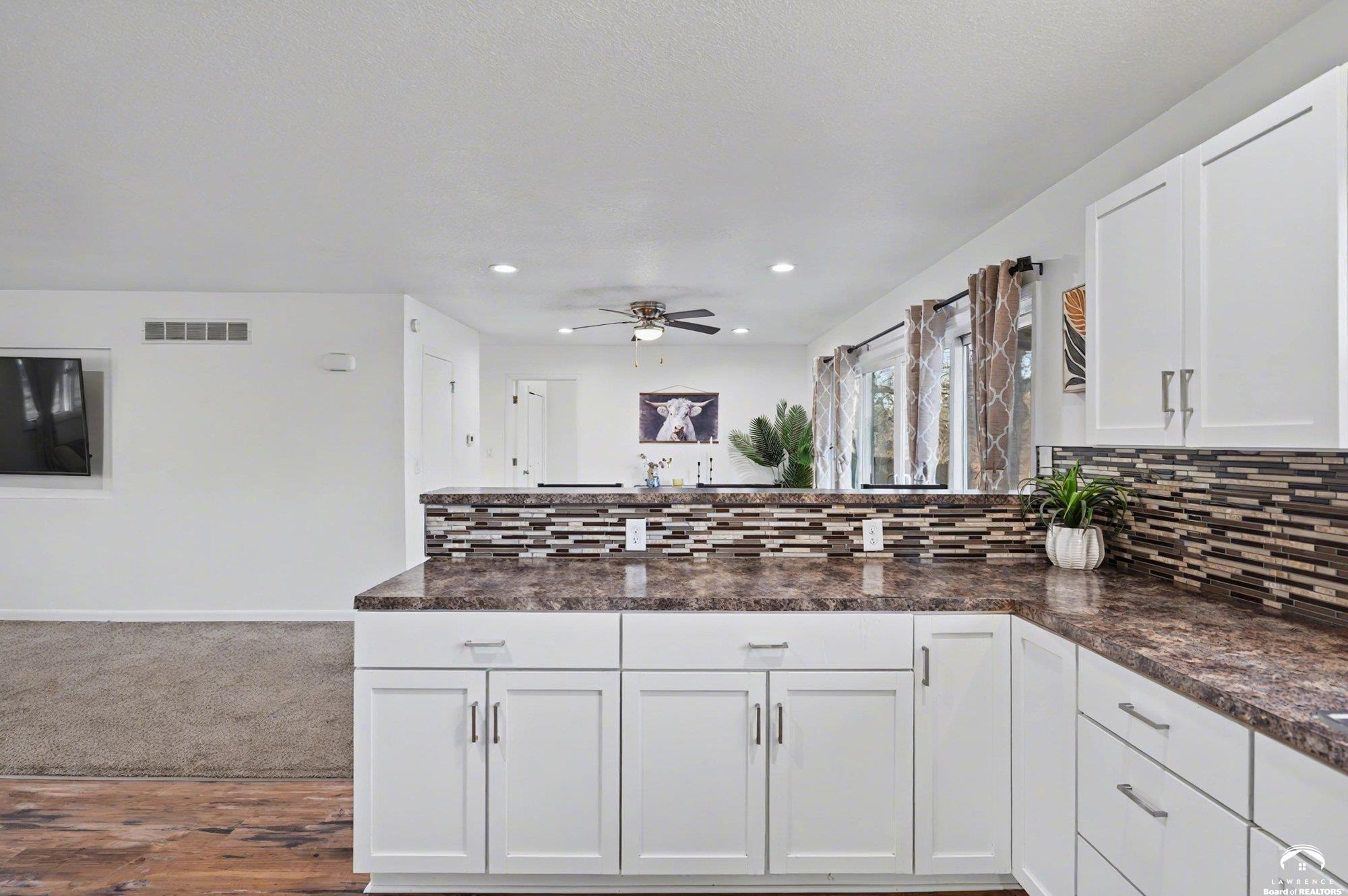 2079 North 1369th Road Eudora, KS 66025 - Photo 13 of 46