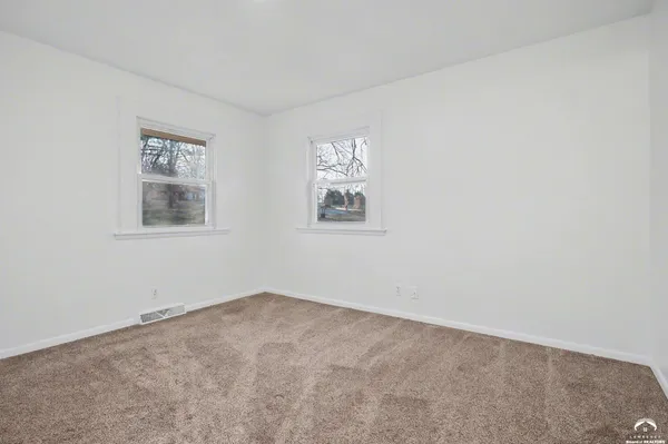$405,000 | 2079 North 1369th Road, Eudora, KS 66025