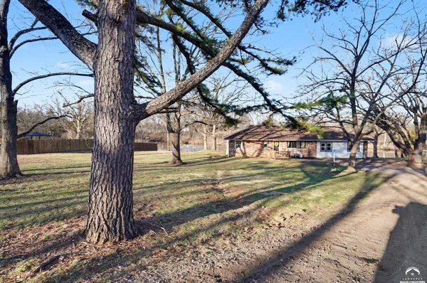$405,000 | 2079 North 1369th Road, Eudora, KS 66025